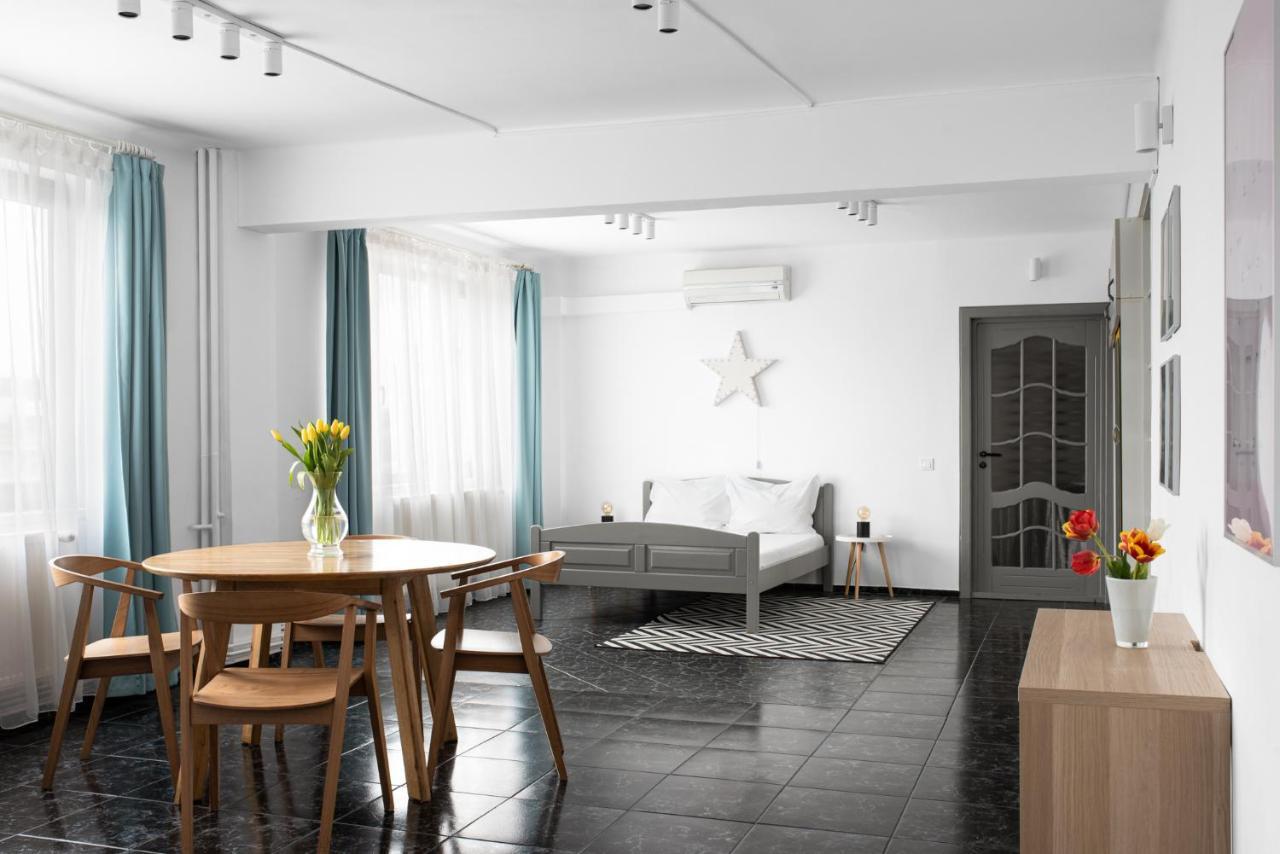 Spacious Ultracentral Apartment Cluj-Napoca Exterior photo